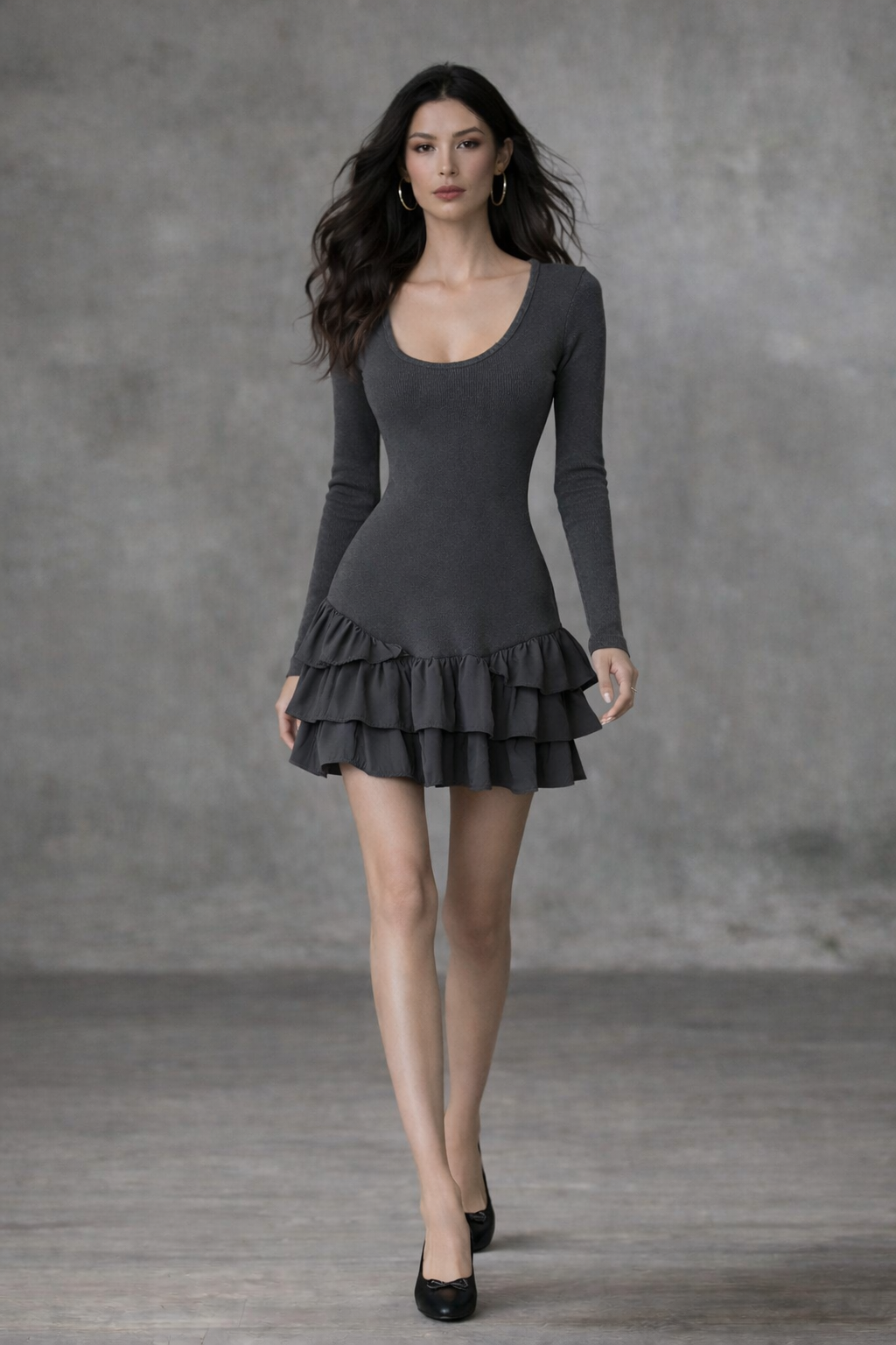 U-neck Long-sleeved Dress