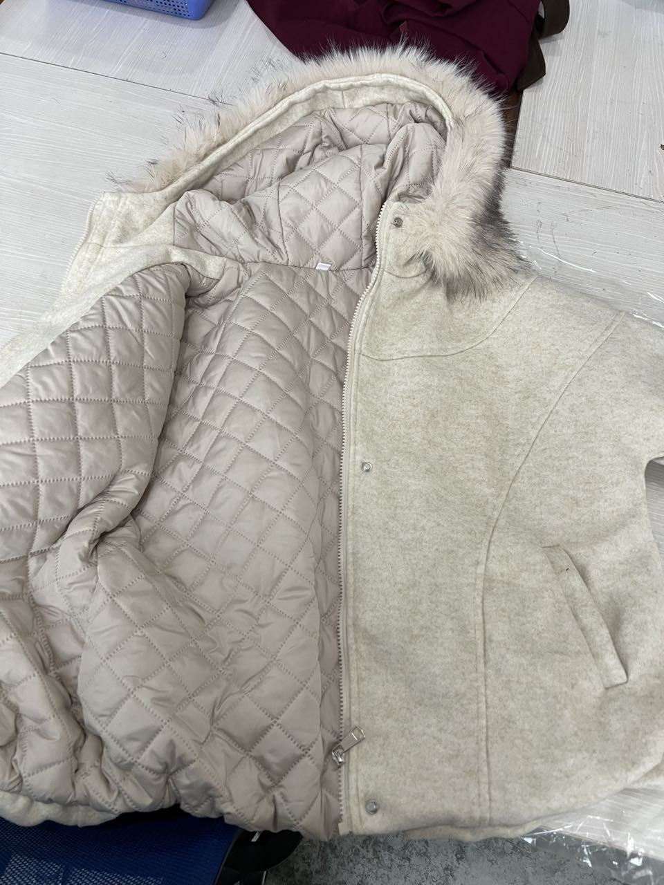 Winter Short Cotton Coat with Faux Fur Collar
