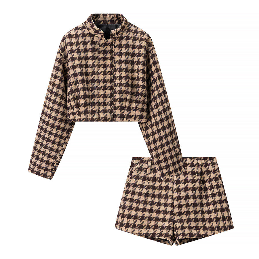 Short Plaid Coat + Plaid Shorts Suit