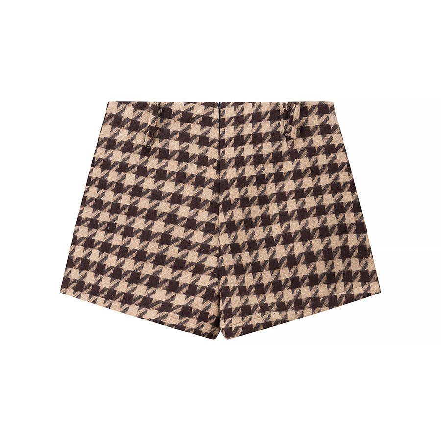 Short Plaid Coat + Plaid Shorts Suit