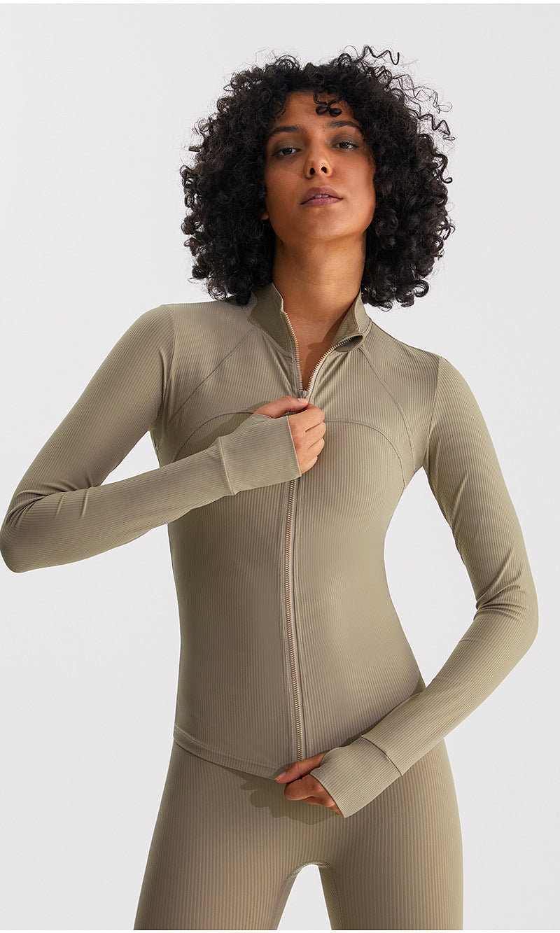 Moisture-Wicking Fitness Training Sweatshirt - Slim-Fit Sports Top